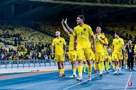 为什么职业玩家极少参与高曝光焦点赛事？（高曝光焦点赛事，为何难见职业选手身影？）